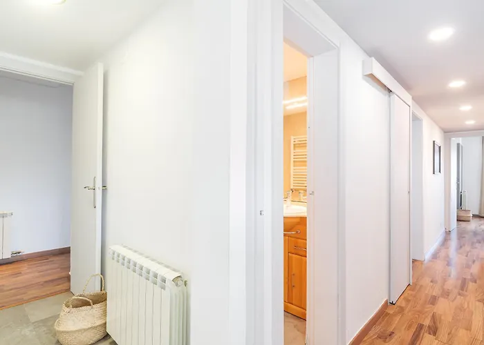 Bright With Amazing Views Apartment